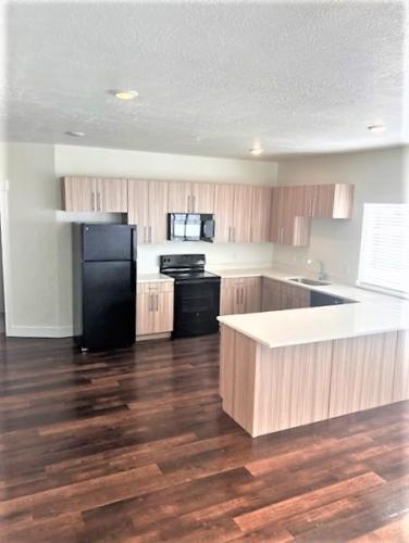 One Bedroom Apartments for rent in Clearfield, Utah- Apartment-Kitchen-with-Breakfast-Bar