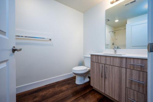 Studio Apartments in Clearfield, Utah-Apartment-Bathroom-Interior