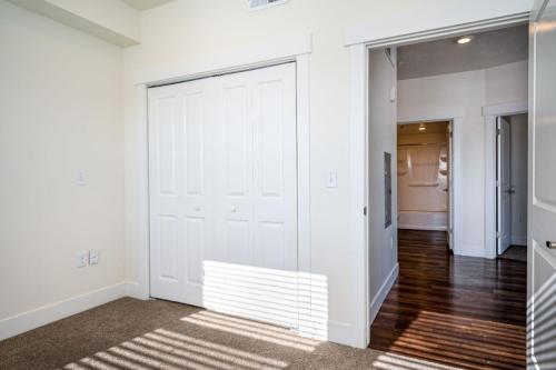 Two Bedroom Apartments in Clearfield, Utah-Bedroom-Closet-with-View-to-Bathroom