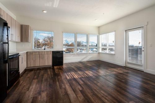 Two Bedroom Apartments in Clearfield, Utah-Open-Apartment-Floorplan